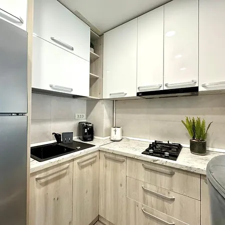 Almiro 11 Apartmán *
